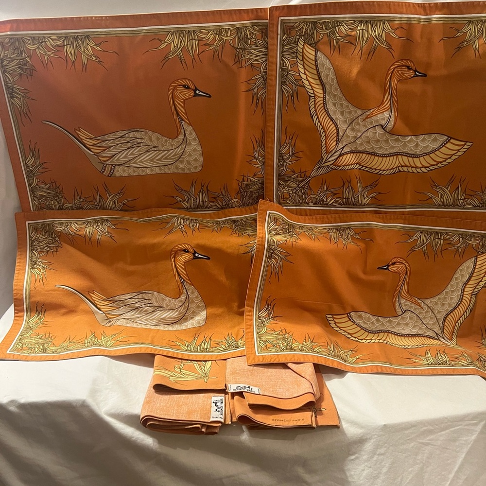 Hermes placemats and napkins set of four; vintage 1970’s - bird themed.